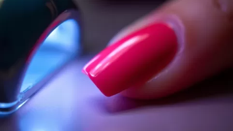 czy lampa uv utwardzi zwykły lakier