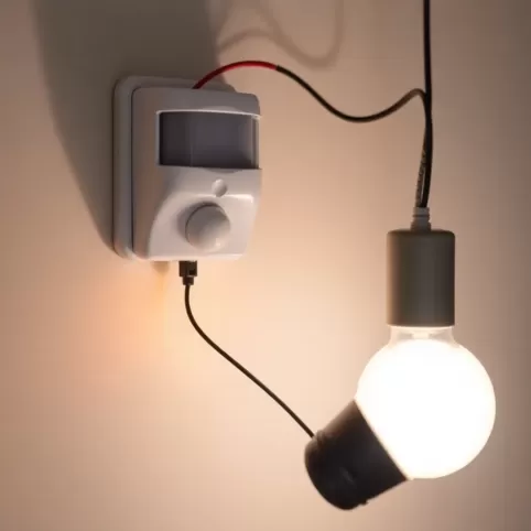 Jak podłączyć czujnik ruchu do lampy LED