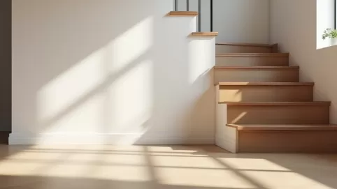 Nowoczesna lamperia na klatce schodowej