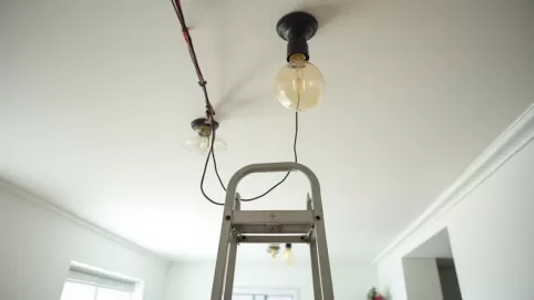 Przedłużenie kabli od lampy sufitowej